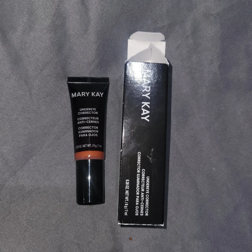 Mary Kay Undereye Corrector New In Box DP PEACH